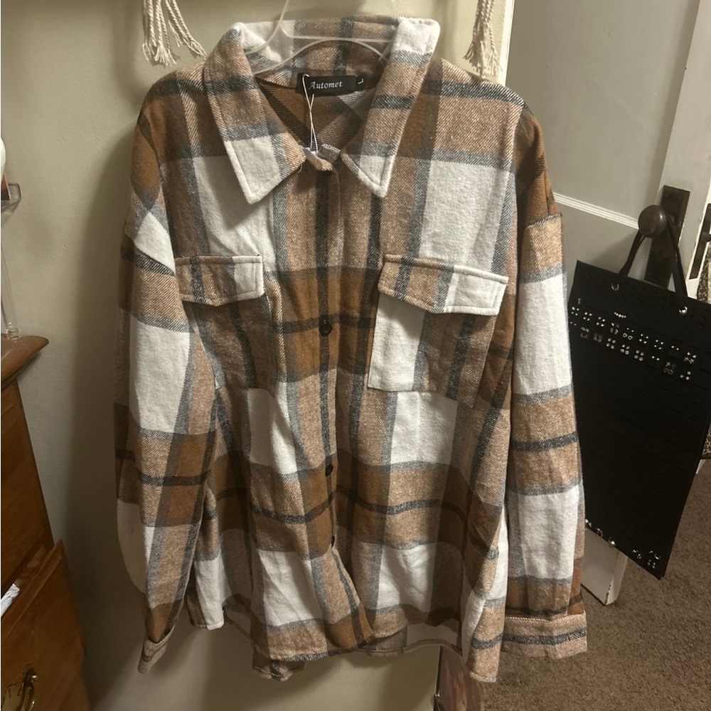 Flannel Plaid Button-Up Shirt
